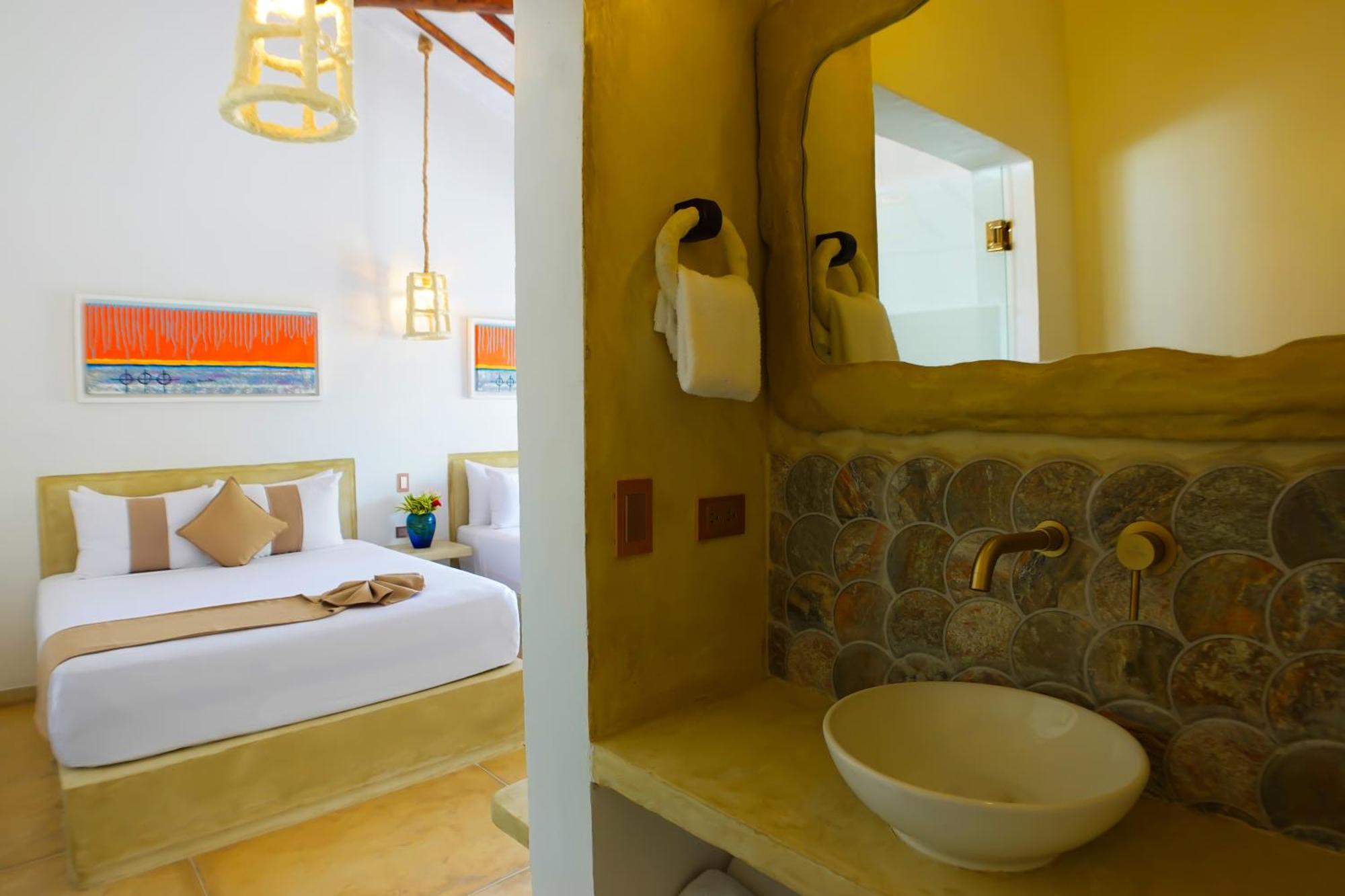 Sunsol Punta Blanca Hotel San Pedro Exterior photo